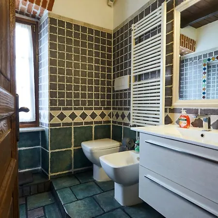 Borgo Dora House